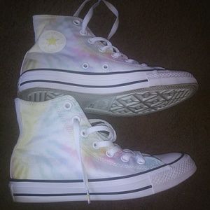 BRAND NEW pastel tie dye converse high tops